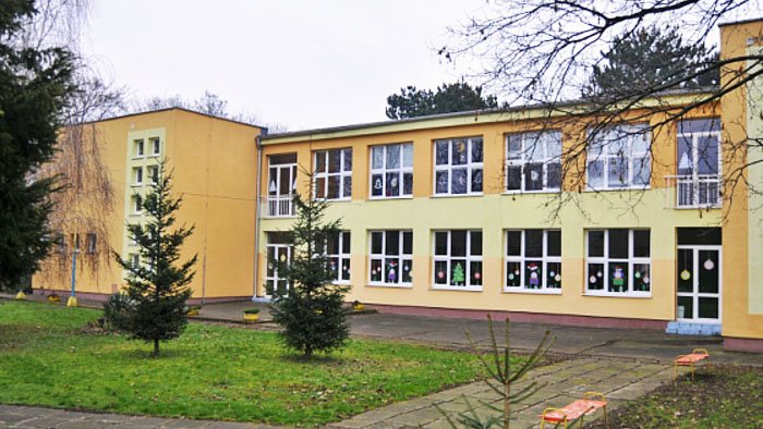 Základná škola s materskou školou Špačince